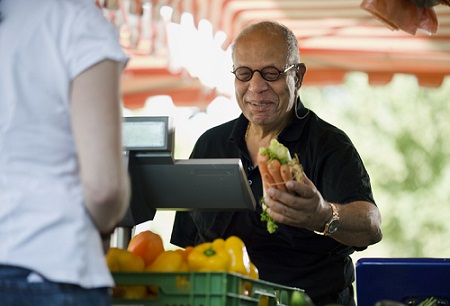 A Veteran making healthy choices as he shops